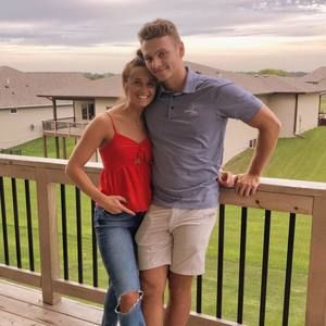 Meet your Posher, Taylor